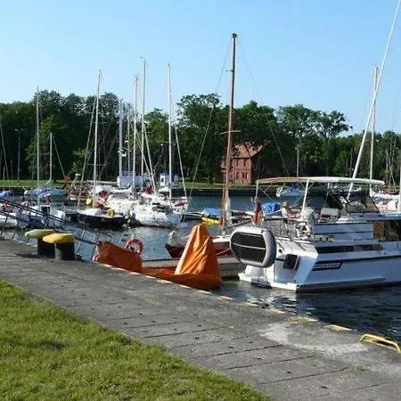 Agat I Jantar 公寓 斯维诺乌伊希切