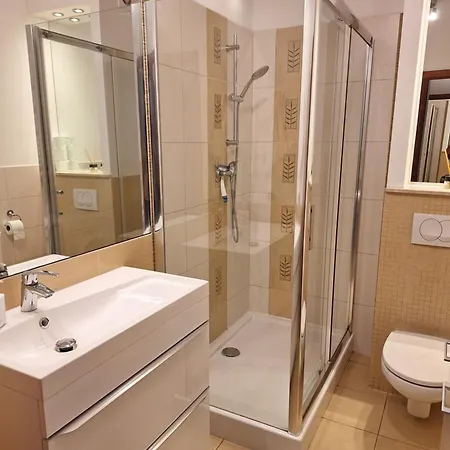 Agat I Jantar 아파트 *